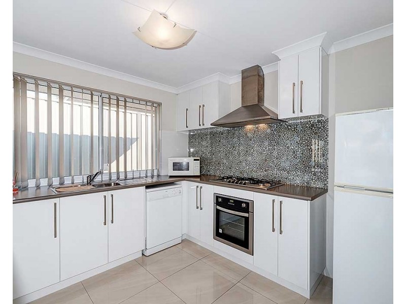 3/460 Kalamunda Road, High Wycombe WA 6057