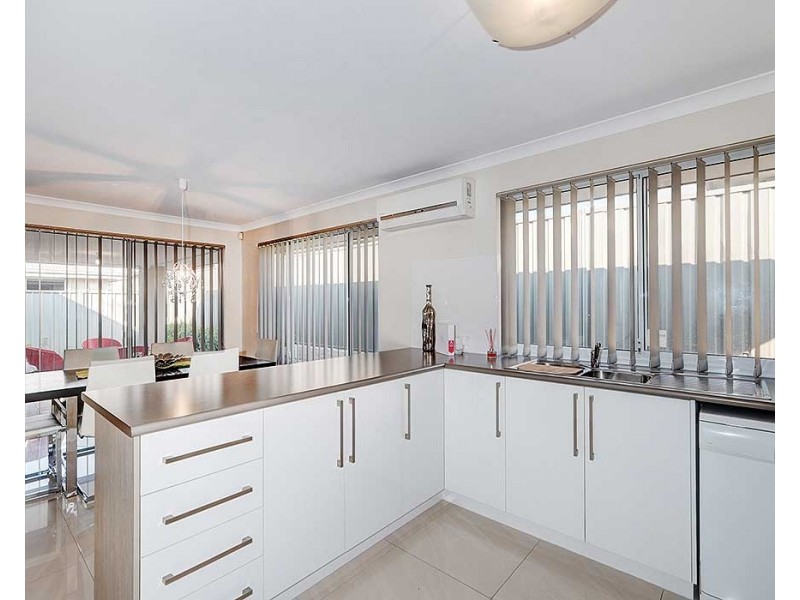 3/460 Kalamunda Road, High Wycombe WA 6057