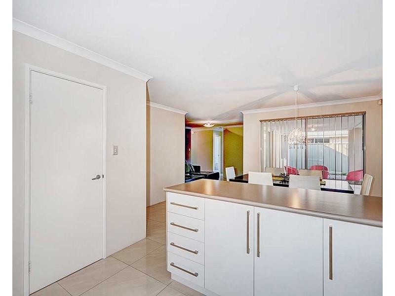 3/460 Kalamunda Road, High Wycombe WA 6057