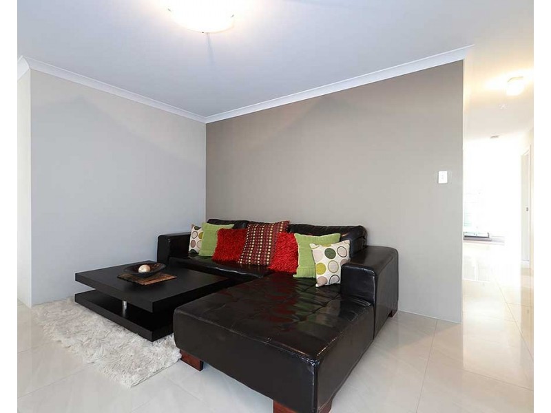 3/460 Kalamunda Road, High Wycombe WA 6057