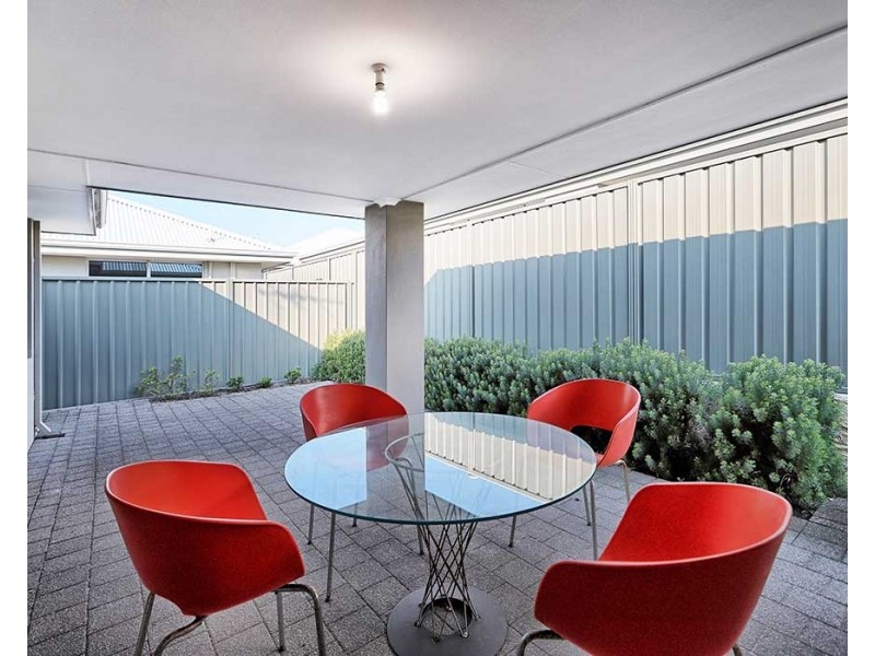 3/460 Kalamunda Road, High Wycombe WA 6057