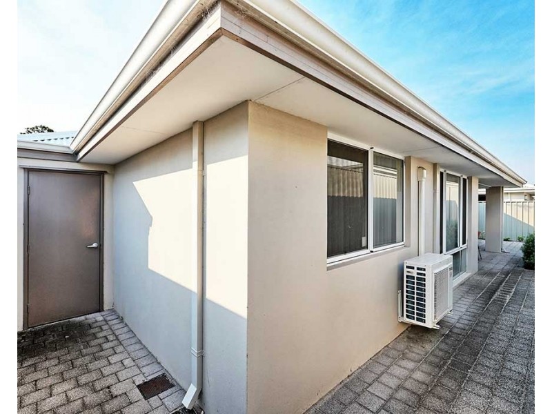 3/460 Kalamunda Road, High Wycombe WA 6057
