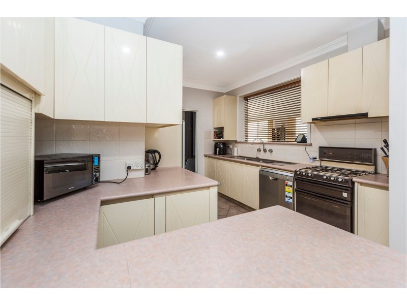 207 Kalamunda Road, Maida Vale WA 6057