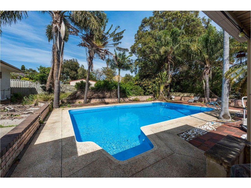 207 Kalamunda Road, Maida Vale WA 6057