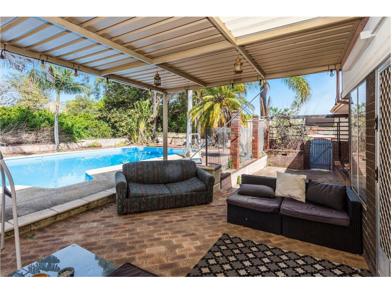 207 Kalamunda Road, Maida Vale WA 6057