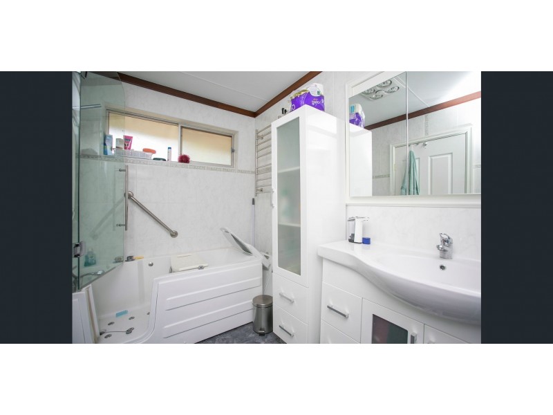 207 Kalamunda Road, Maida Vale WA 6057