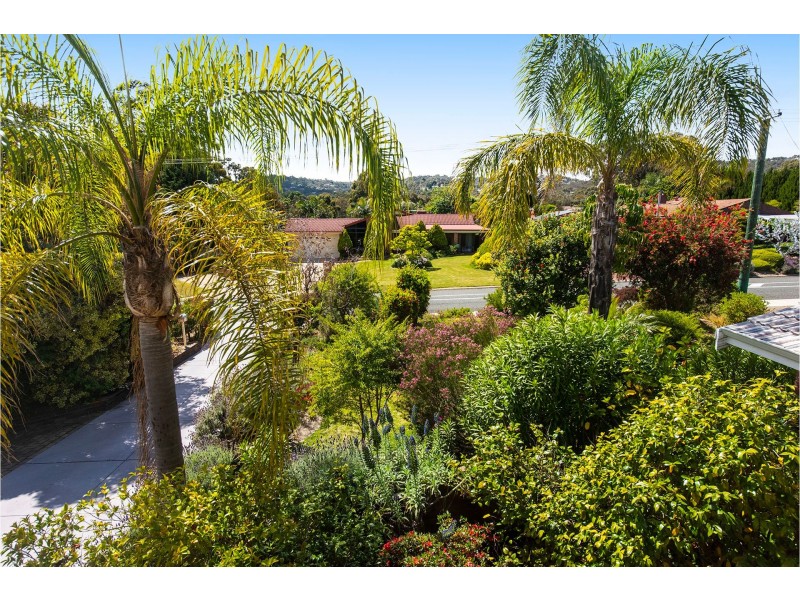 44 Lilian Road, Maida Vale WA 6057