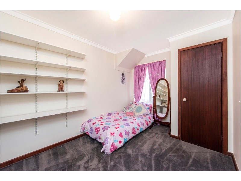 44 Lilian Road, Maida Vale WA 6057