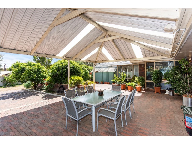 44 Lilian Road, Maida Vale WA 6057