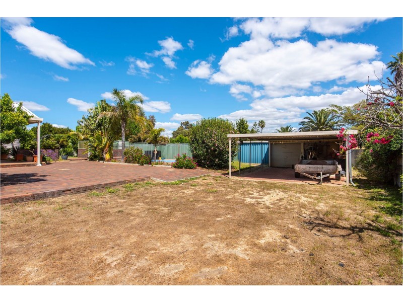 44 Lilian Road, Maida Vale WA 6057