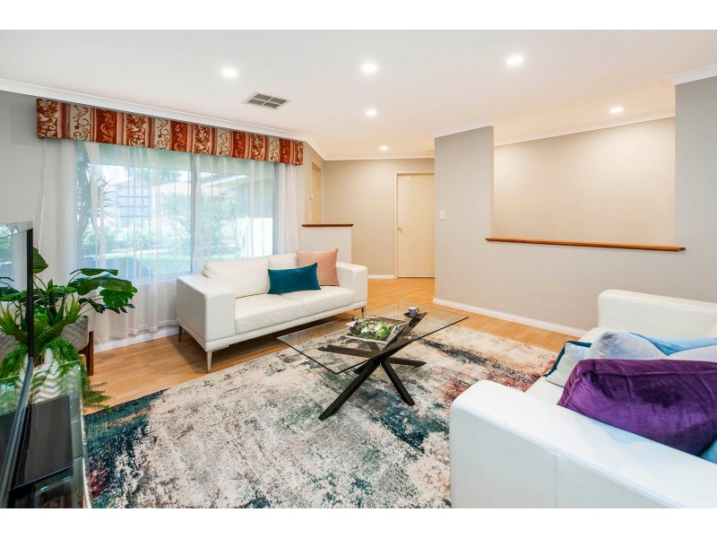 35 Lambertia Crescent, High Wycombe WA 6057