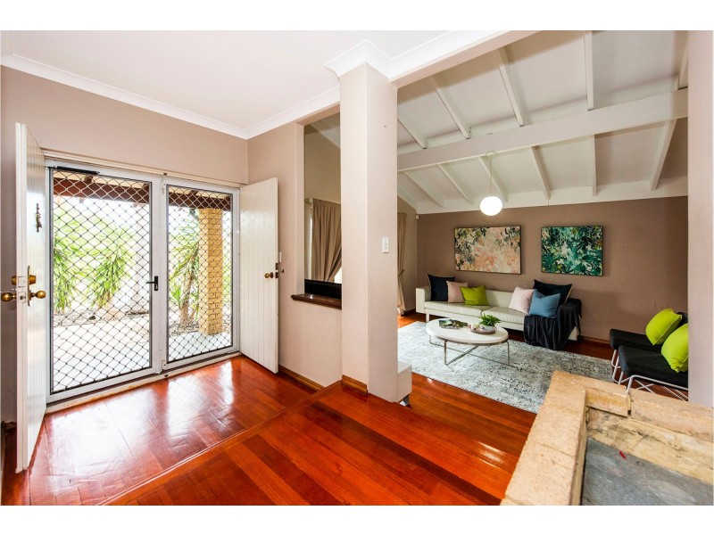 13 Falcon Court, High Wycombe WA 6057