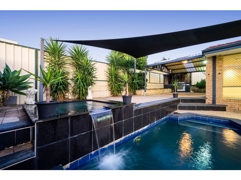 13 Falcon Court, High Wycombe WA 6057