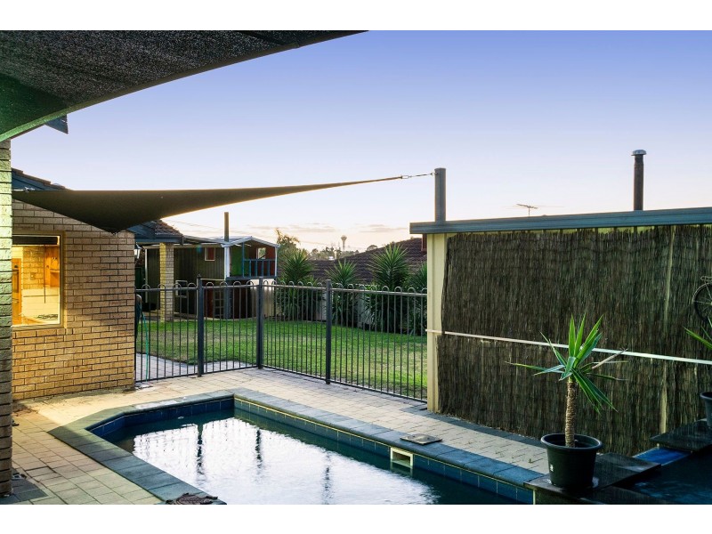 13 Falcon Court, High Wycombe WA 6057