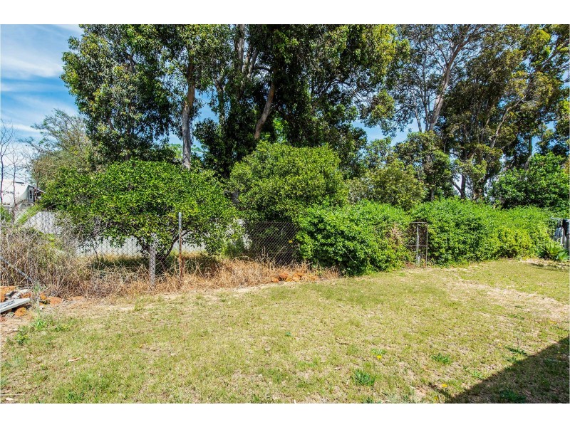 29 Cypress Road, Forrestfield WA 6058