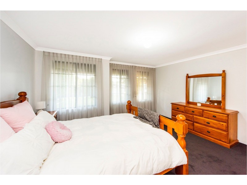 7 Ursinia Place, High Wycombe WA 6057