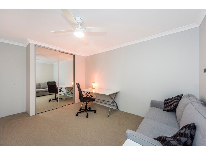 30 Netherwood Road, High Wycombe WA 6057