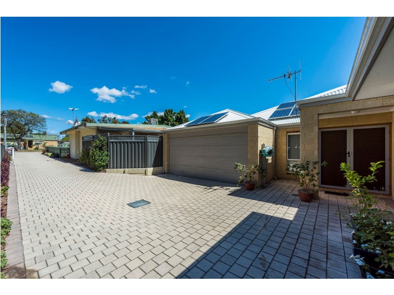 30 Netherwood Road, High Wycombe WA 6057