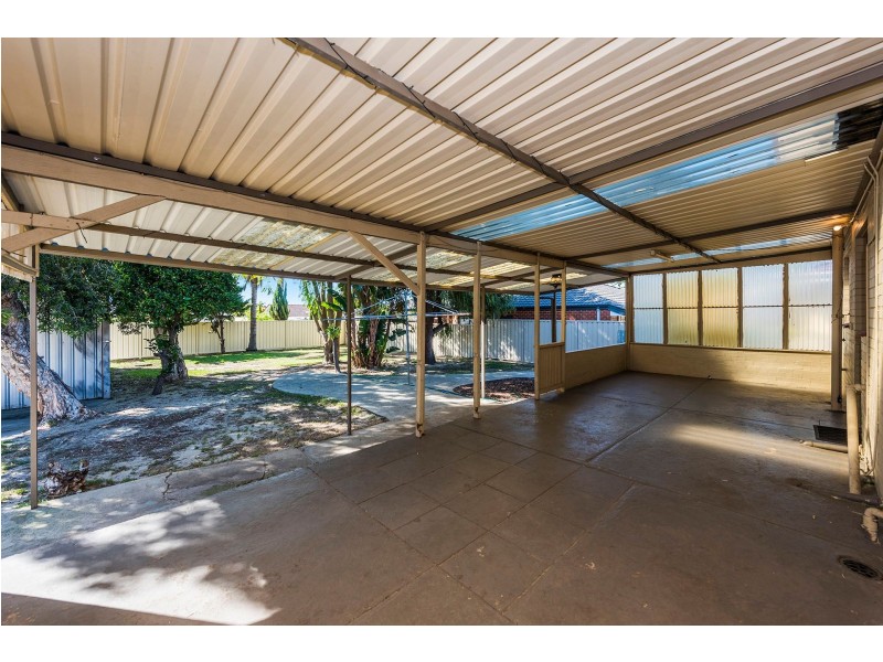 58 Edney Road, High Wycombe WA 6057