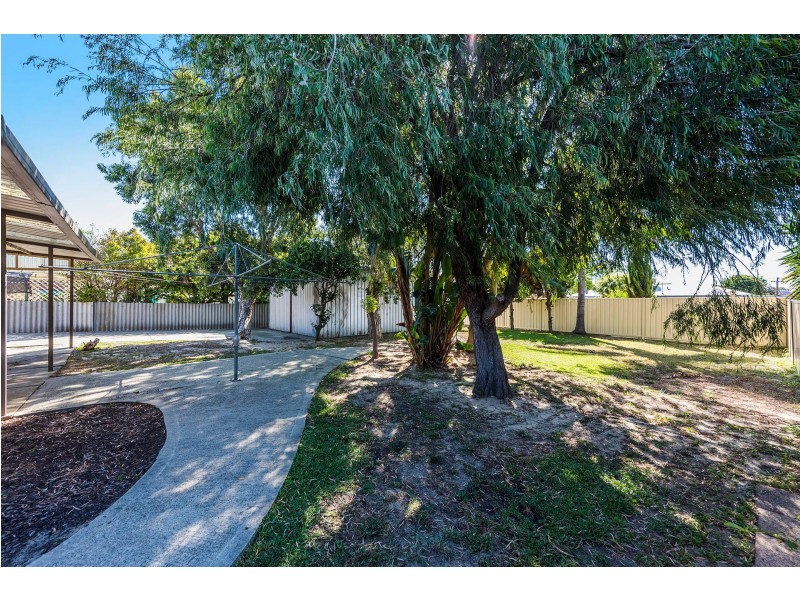 58 Edney Road, High Wycombe WA 6057