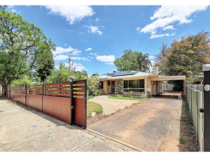 303 Kalamunda Road, Maida Vale WA 6057