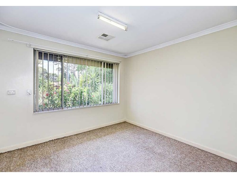 303 Kalamunda Road, Maida Vale WA 6057