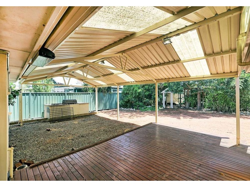 303 Kalamunda Road, Maida Vale WA 6057