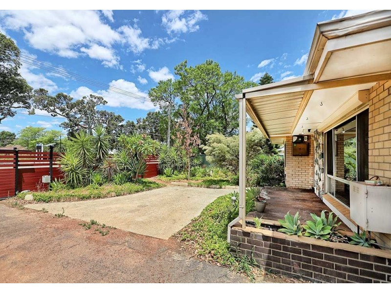 303 Kalamunda Road, Maida Vale WA 6057