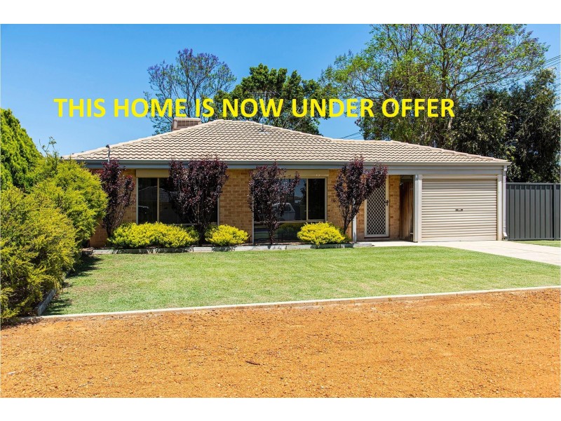 2 Pearl Court, Maida Vale WA 6057