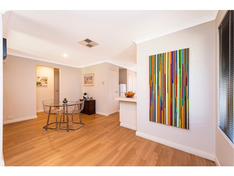 2 Pearl Court, Maida Vale WA 6057