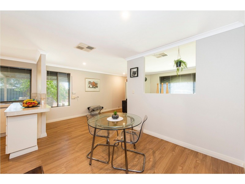 2 Pearl Court, Maida Vale WA 6057