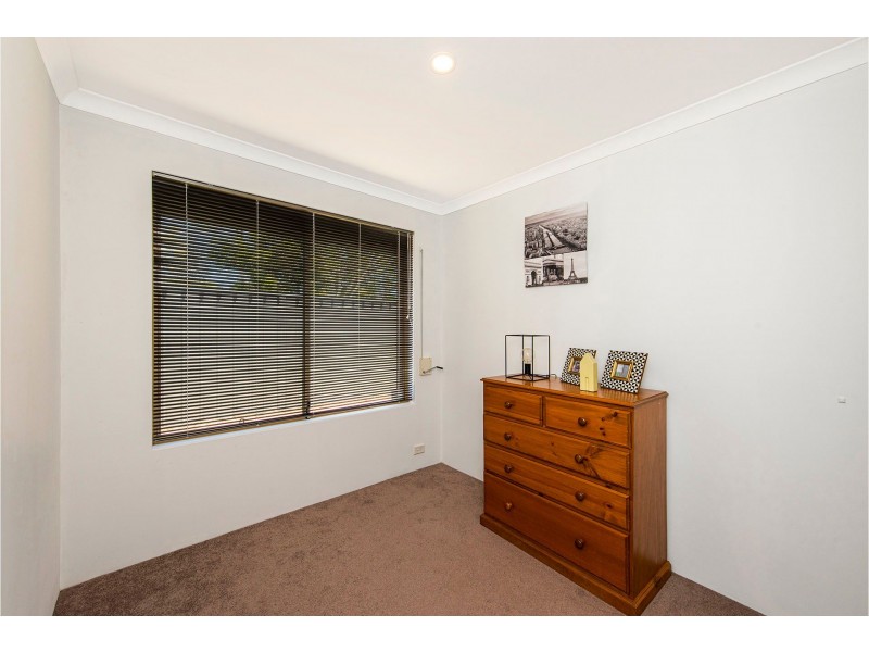 2 Pearl Court, Maida Vale WA 6057