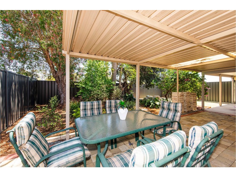 2 Pearl Court, Maida Vale WA 6057