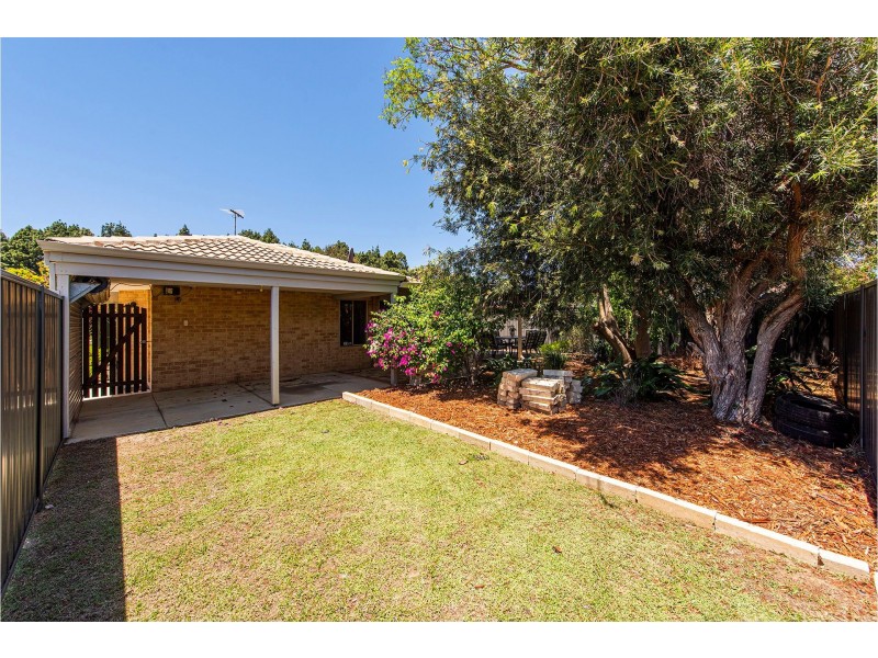 2 Pearl Court, Maida Vale WA 6057