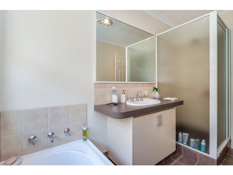82 Lambertia Crescent, High Wycombe WA 6057