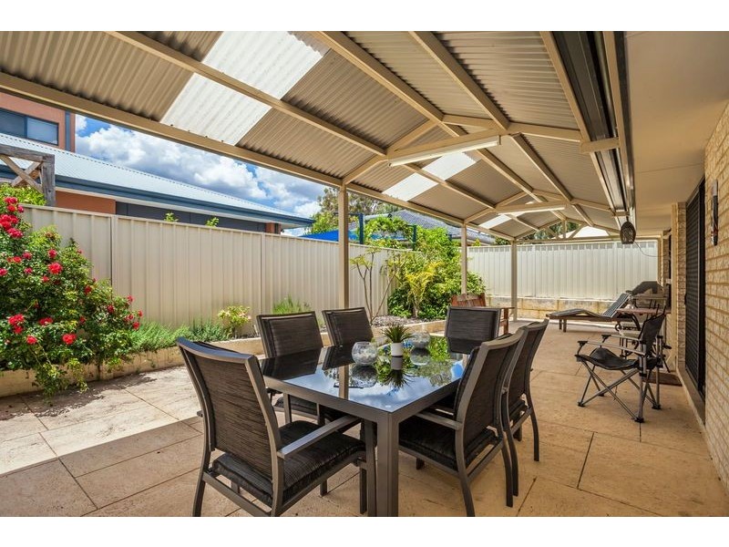 82 Lambertia Crescent, High Wycombe WA 6057