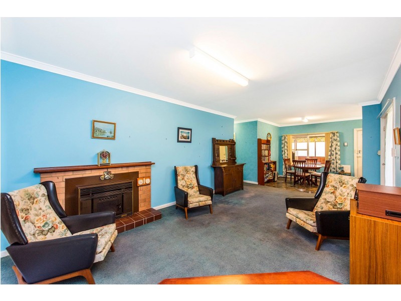 4 Tia Avenue, High Wycombe WA 6057