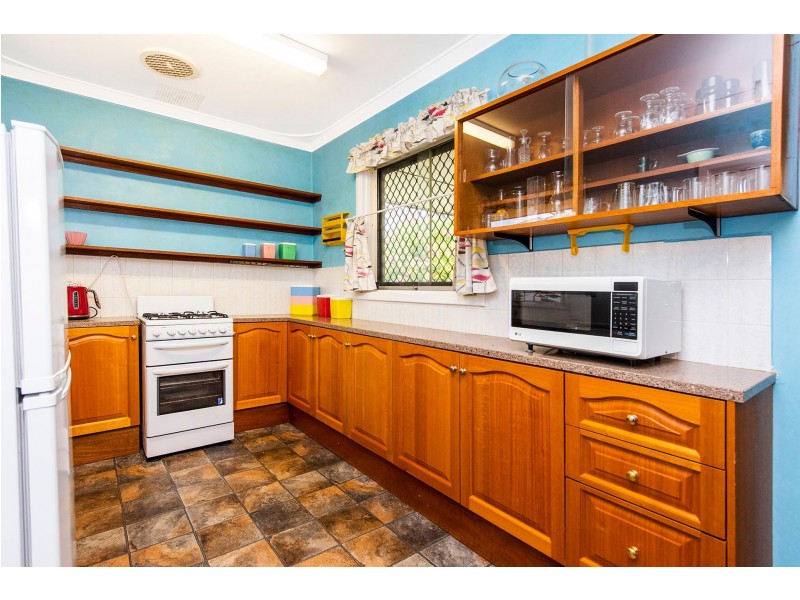 4 Tia Avenue, High Wycombe WA 6057