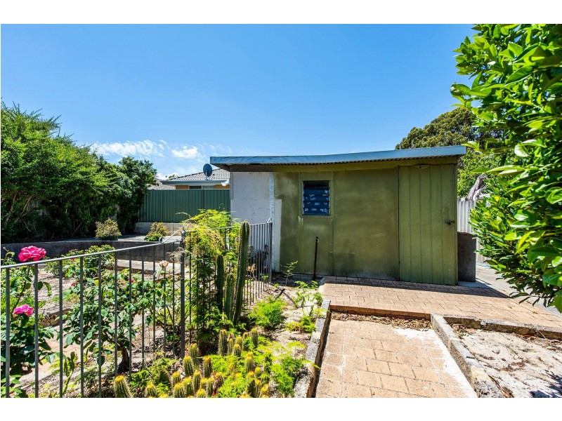 4 Tia Avenue, High Wycombe WA 6057