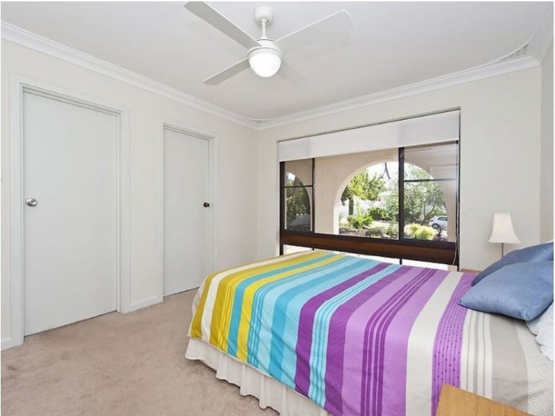 9 Scenic Drive, Maida Vale WA 6057