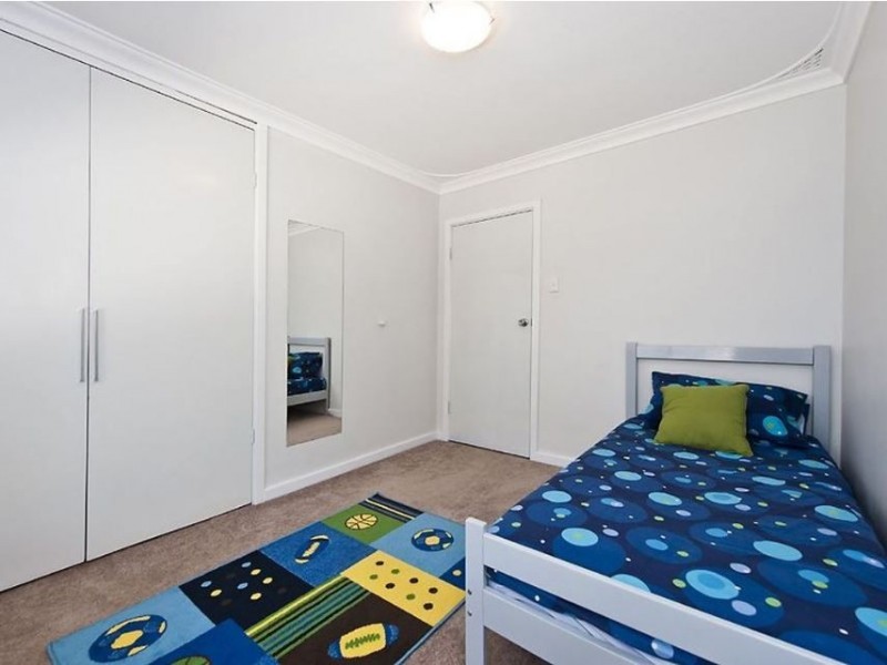 9 Scenic Drive, Maida Vale WA 6057