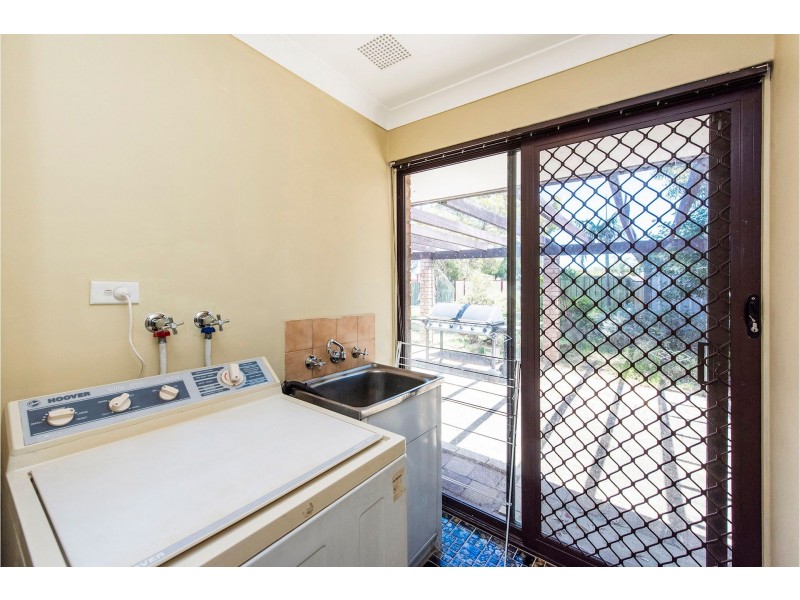 13 Cassowary Road, High Wycombe WA 6057