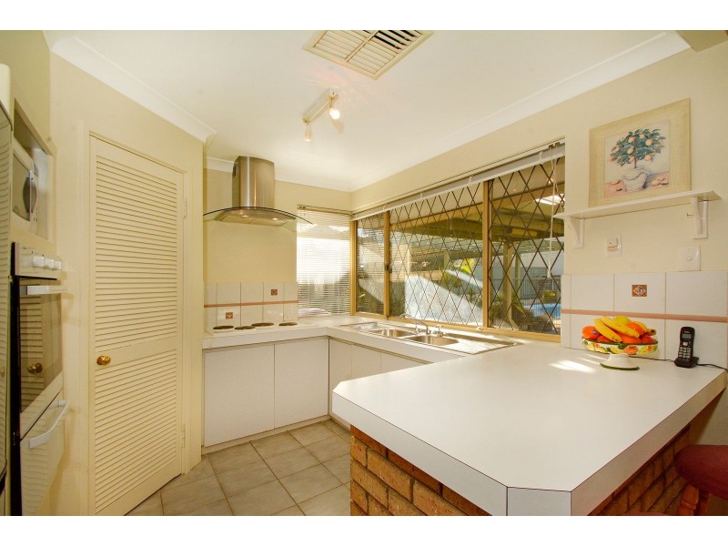 41 Kookaburra Crescent, High Wycombe WA 6057