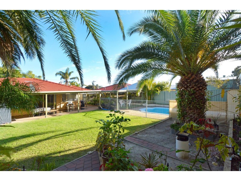 41 Kookaburra Crescent, High Wycombe WA 6057