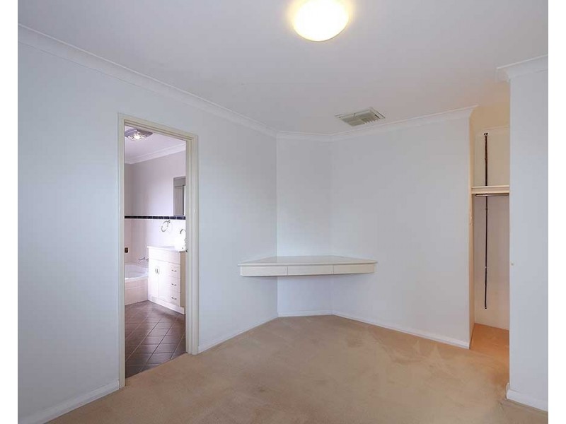 230 Newburn Road, High Wycombe WA 6057