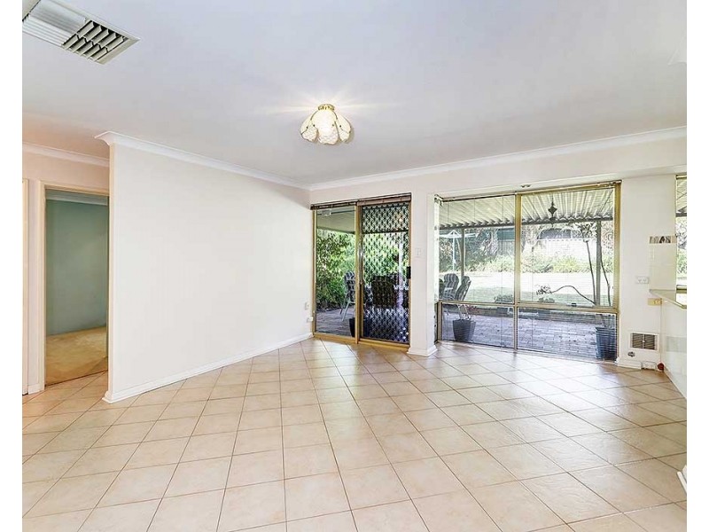 230 Newburn Road, High Wycombe WA 6057