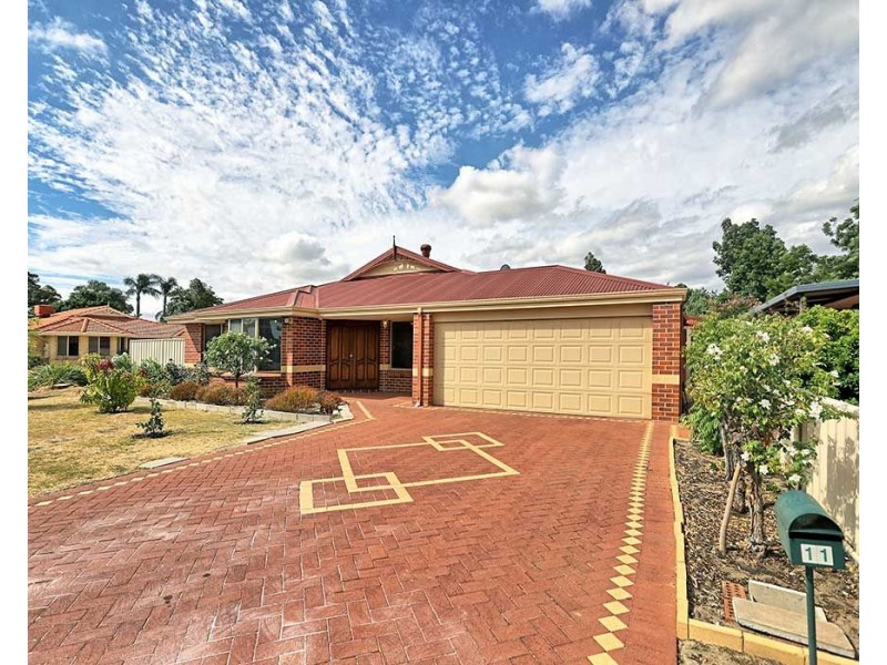 11 Feeney Gardens, High Wycombe WA 6057