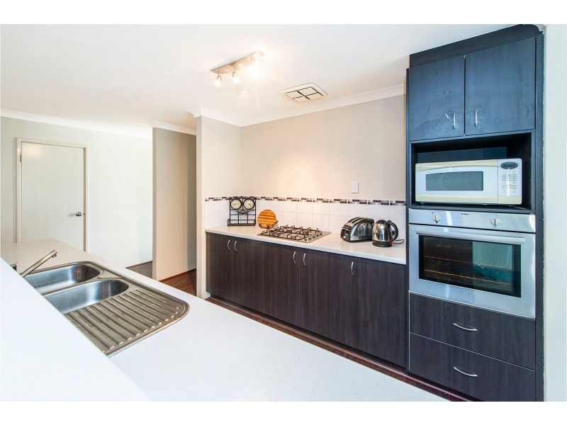 17 Nottingham Green, High Wycombe WA 6057