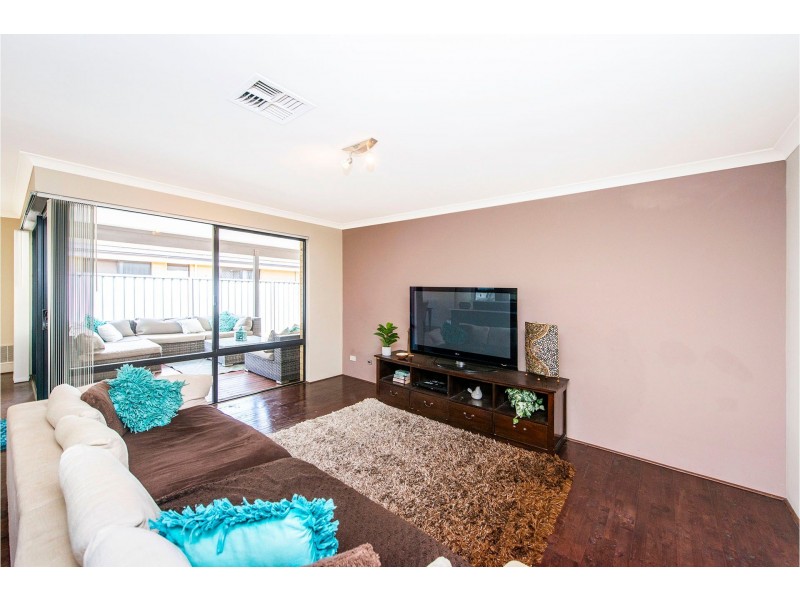 17 Nottingham Green, High Wycombe WA 6057