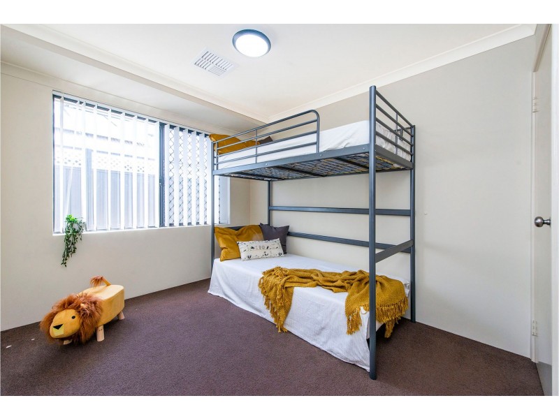 17 Nottingham Green, High Wycombe WA 6057